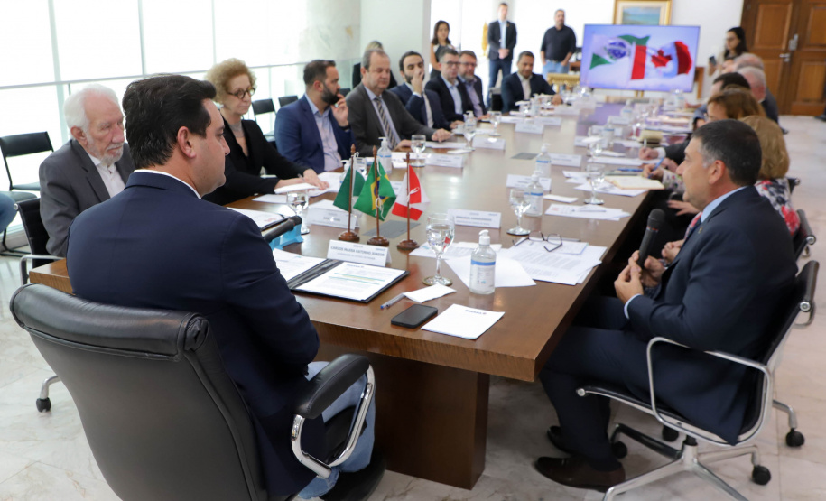 Embaixador do Canadá – Emmanuel Kamarianakis