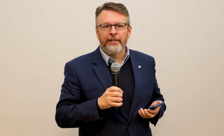 IBGE E INVEST PARANÁ