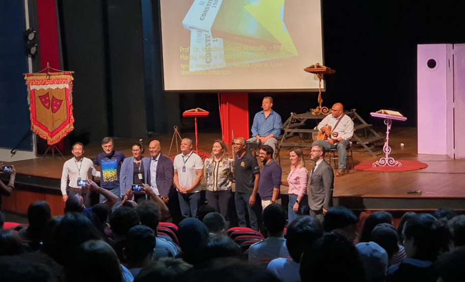 Alunos de escolas públicas recebem ações de educação fiscal em Sarandi e Campo Mourão