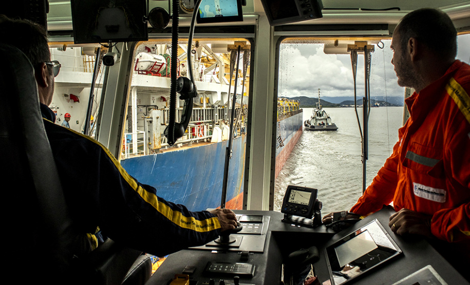 Porto de Antonina tem ganho operacional após conclusão das obras de dragagem de manutenção