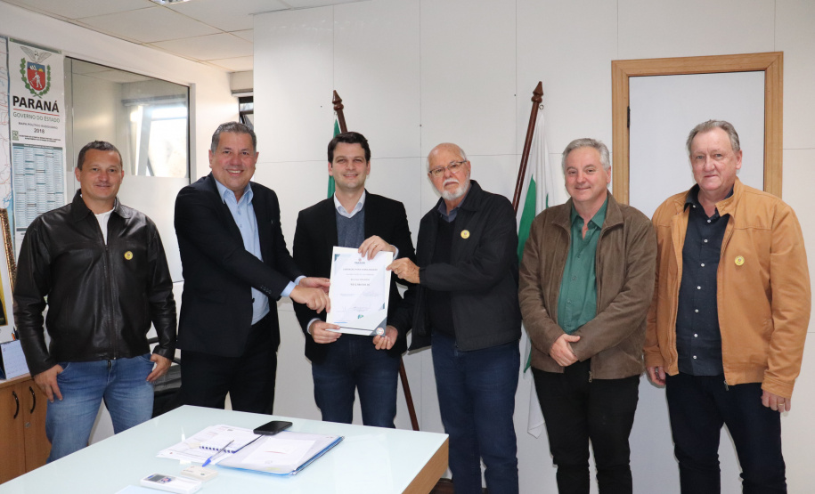 Rolândia recebe 12,6 milhões para completar pavimentação de vias urbanas