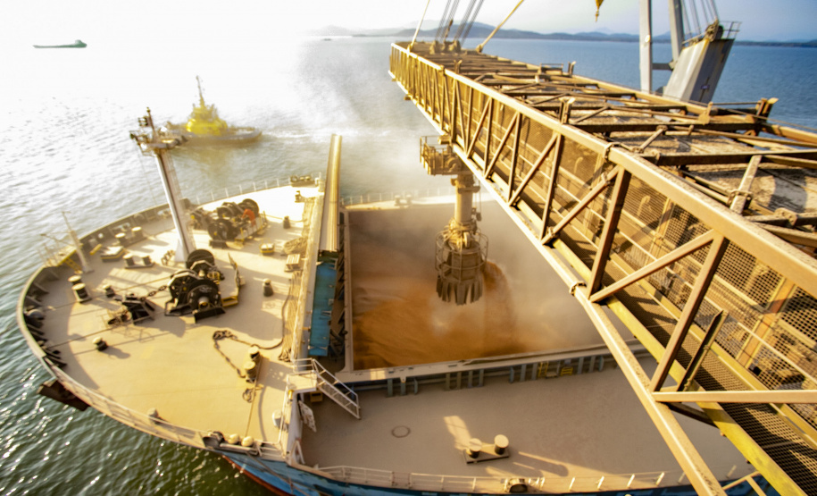 Corredor de Exportação de Paranaguá registra novo marco no acumulado do ano