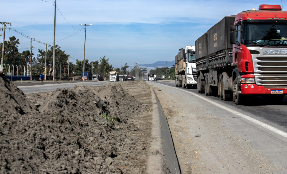 Porto une esforços para deixar o acesso dos caminhões mais limpo e seguro