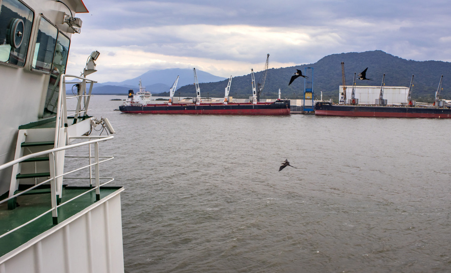Porto de Antonina tem ganho operacional após conclusão das obras de dragagem de manutenção