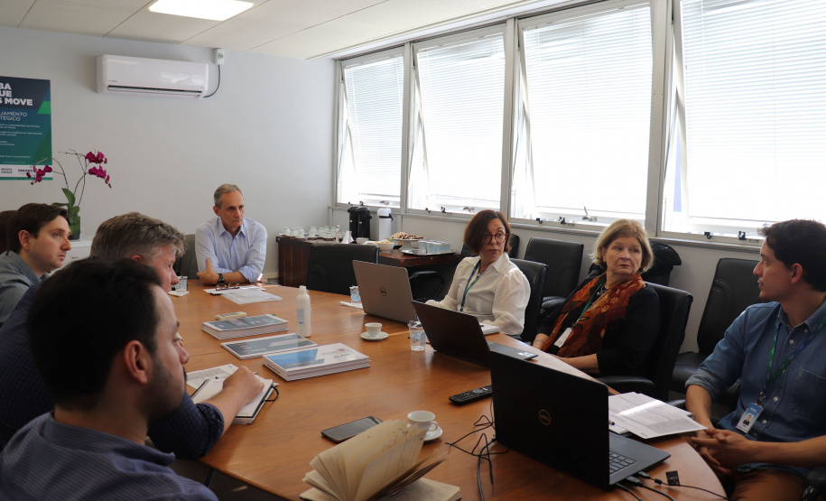 Fazenda recebe missão do BID que supervisiona projeto de modernização fiscal do Paraná