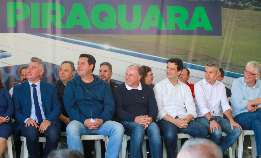 O governador Carlos Massa Ratinho Junior inaugurou neste sábado (05) o novo terminal de ônibus metropolitano de Piraquara, na Região Metropolitana de Curitiba (RMC).