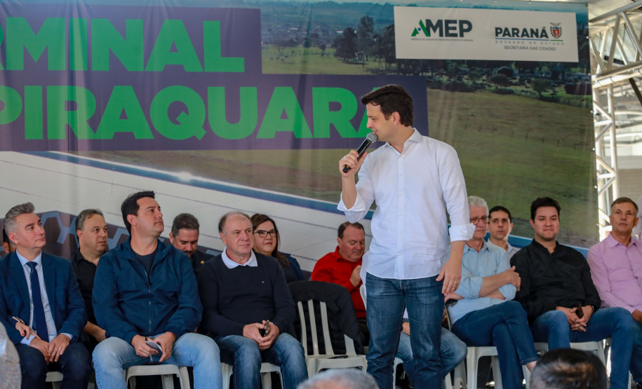 O governador Carlos Massa Ratinho Junior inaugurou neste sábado (05) o novo terminal de ônibus metropolitano de Piraquara, na Região Metropolitana de Curitiba (RMC).