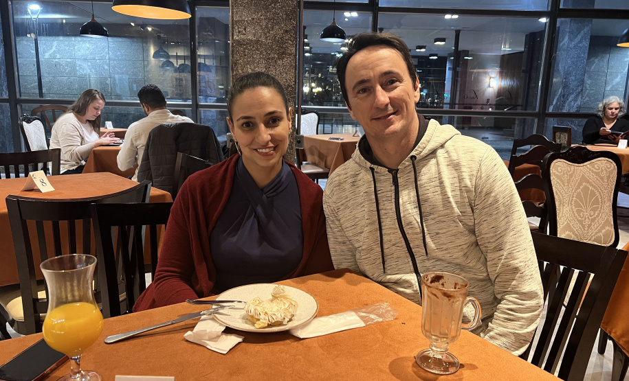 Aberto ao público, Café do Teatro Guaíra está cheio de referências históricas