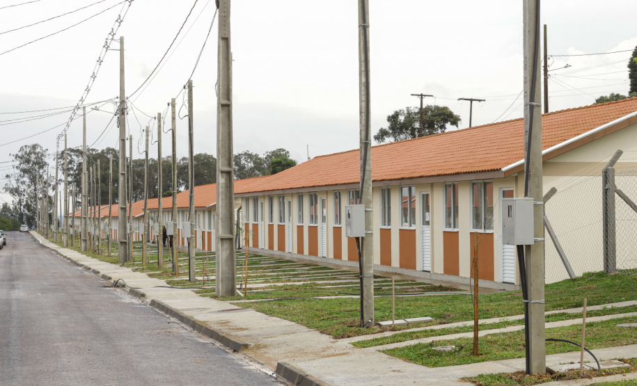 Lapa, 10 de agosto de 2023 - O governo do Paraná realiza na Lapa a entrega de 118 moradias populares, sendo 94 por meio do programa Casa Fácil.