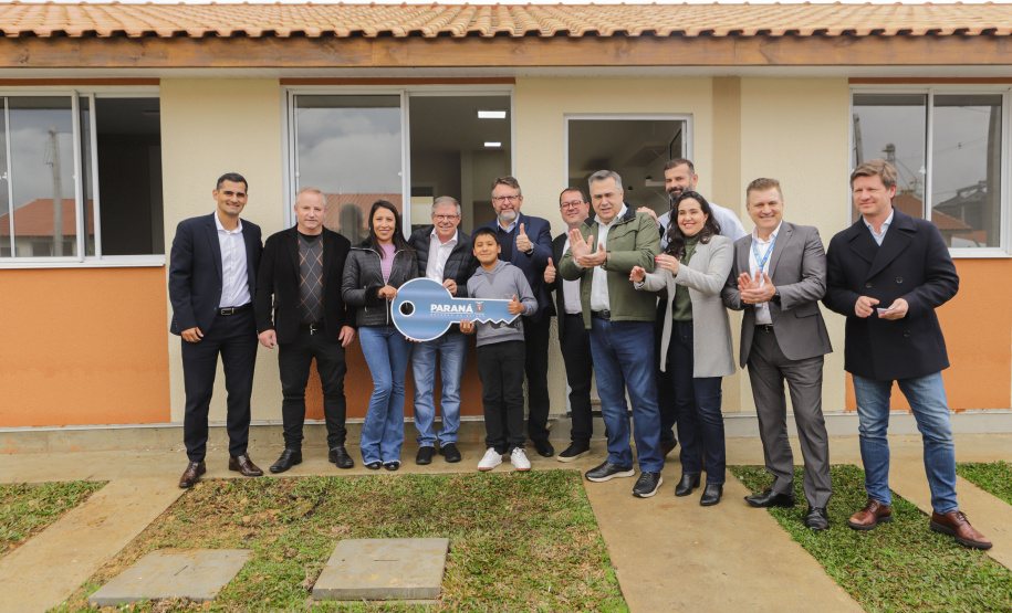 Lapa, 10 de agosto de 2023 - O governo do Paraná realiza na Lapa a entrega de 118 moradias populares, sendo 94 por meio do programa Casa Fácil.