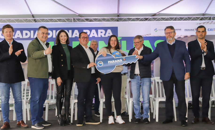 Lapa, 10 de agosto de 2023 - O governo do Paraná realiza na Lapa a entrega de 118 moradias populares, sendo 94 por meio do programa Casa Fácil.