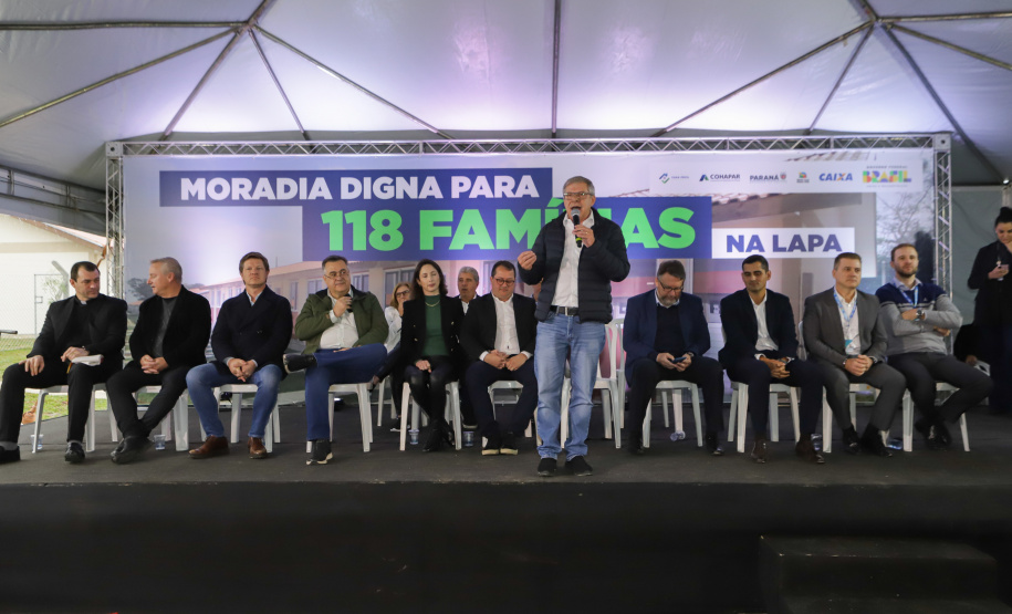 Lapa, 10 de agosto de 2023 - O governo do Paraná realiza na Lapa a entrega de 118 moradias populares, sendo 94 por meio do programa Casa Fácil.
