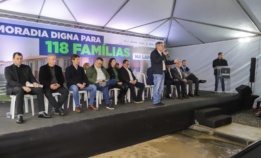 Lapa, 10 de agosto de 2023 - O governo do Paraná realiza na Lapa a entrega de 118 moradias populares, sendo 94 por meio do programa Casa Fácil.