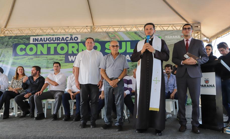 O governador Carlos Massa Ratinho Junior entregou oficialmente nesta quinta-feira (17) o Contorno Sul de Wenceslau Braz, no Norte Pioneiro.