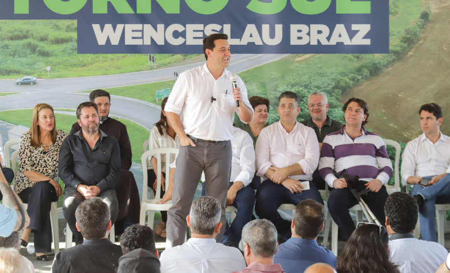 O governador Carlos Massa Ratinho Junior entregou oficialmente nesta quinta-feira (17) o Contorno Sul de Wenceslau Braz, no Norte Pioneiro.