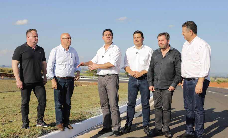 O governador Carlos Massa Ratinho Junior entregou oficialmente nesta quinta-feira (17) o Contorno Sul de Wenceslau Braz, no Norte Pioneiro.