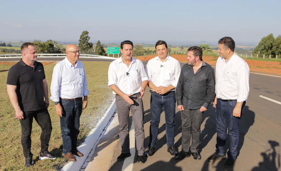 O governador Carlos Massa Ratinho Junior entregou oficialmente nesta quinta-feira (17) o Contorno Sul de Wenceslau Braz, no Norte Pioneiro.