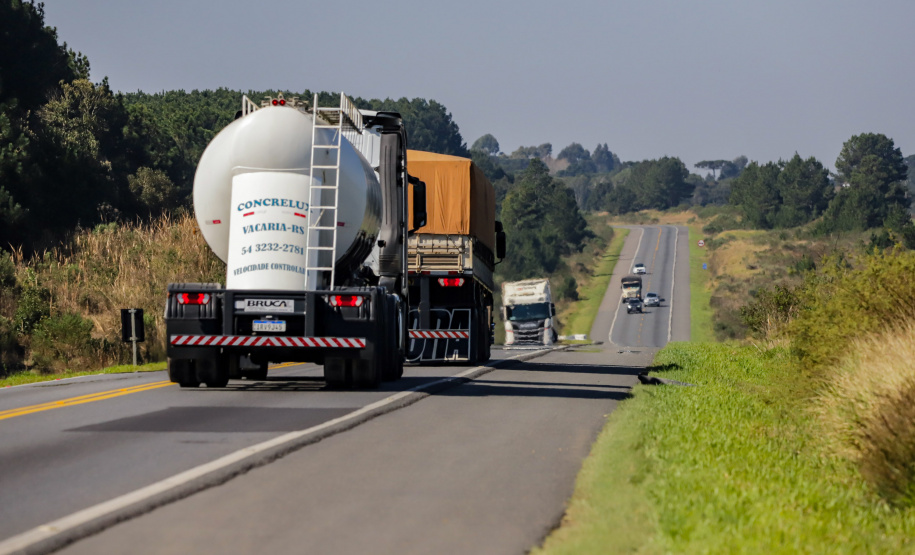 Lote 1 da nova concessão terá 156 km de duplicação na BR-277, entre Curitiba e Prudentópolis. BR-277 com BR-373.