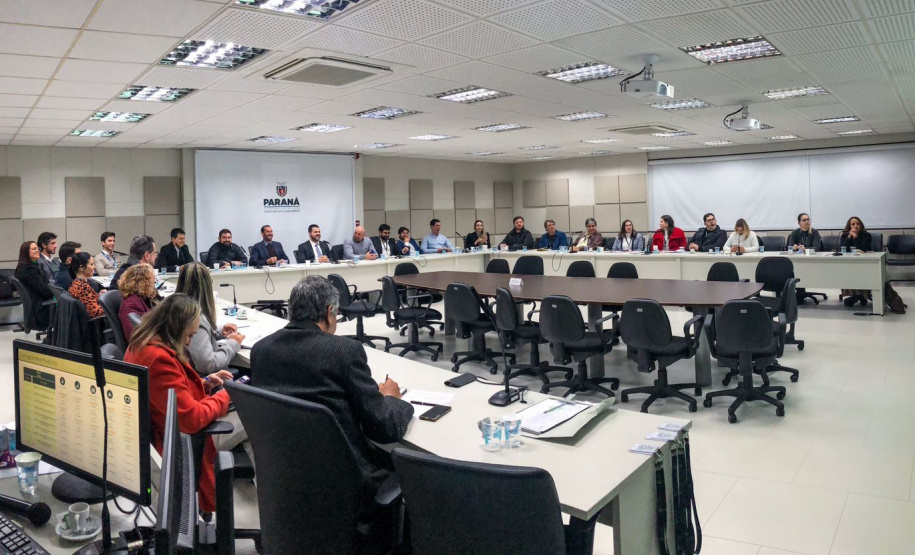 FIPE inica estudo de parcerias público-privadas