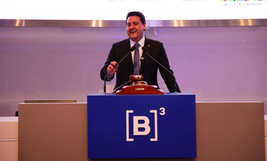 “Sensação de dever cumprido”. Essa foi a frase do governador Carlos Massa Ratinho Junior ao bater o martelo no primeiro leilão do pacote de concessões rodoviárias do Paraná.