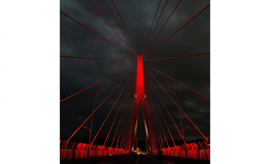 Teste de iluminação cênica marca fim dos trabalhos na Ponte da Integração Brasil