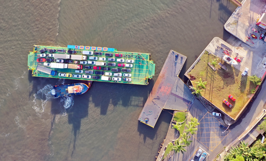Transição para novo contrato e gratuidade foi tranquila no ferry boat de Guaratuba