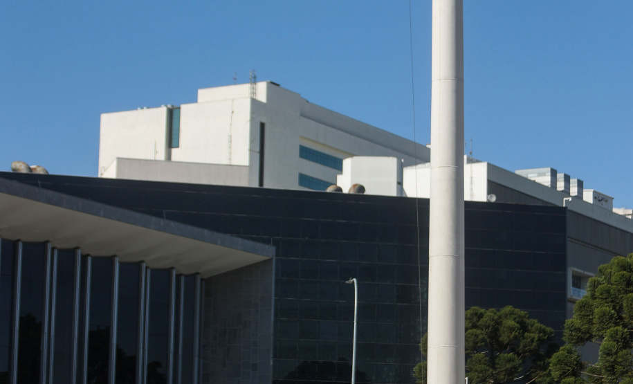 Projeto Falcão reforça policiamento do Paraná com helicópteros superequipados