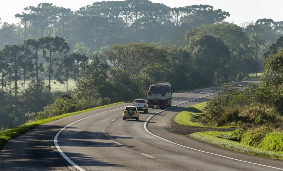 Lote 1 da nova concessão terá 156 km de duplicação na BR-277, entre Curitiba e Prudentópolis. BR-277 com BR-373.
