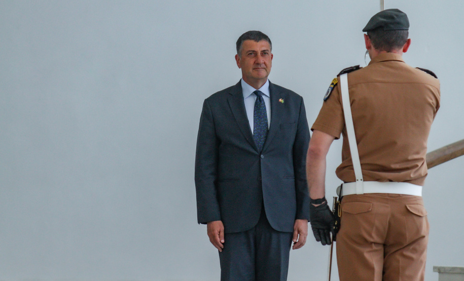 Embaixador do Canadá – Emmanuel Kamarianakis