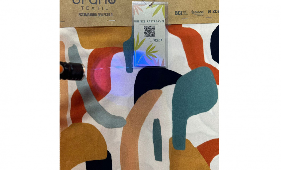 Empresa desenvolve tecnologia que garante a procedência de tecidos evitando a pirataria em roupas