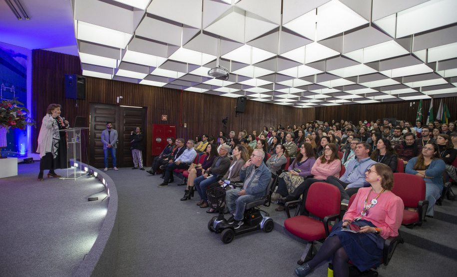 Médica Margareth Dalcolmo realiza palestra sobre vacinação no ParqueTecnológico da Saúde