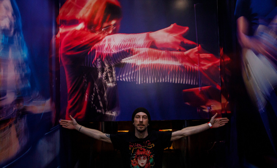 Beto Lee e Fernanda Abreu homenageiam Rita Lee no Teatro Guaíra