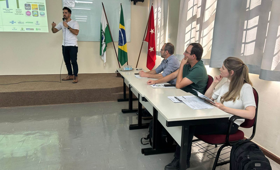 Programa de bolsas do IDR-Paraná qualifica profissionais para o desenvolvimento rural