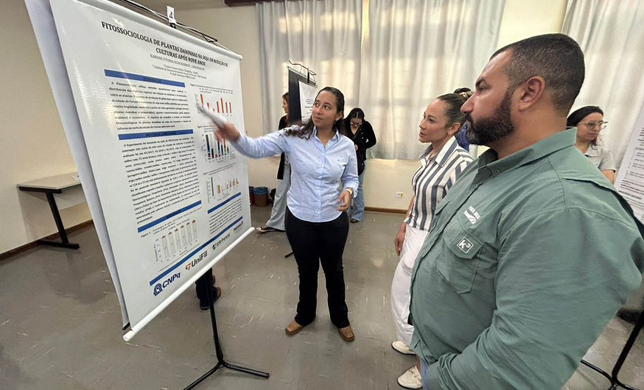 Programa de bolsas do IDR-Paraná qualifica profissionais para o desenvolvimento rural