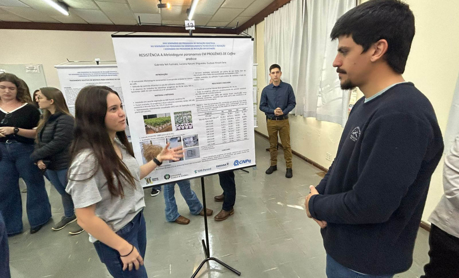 Programa de bolsas do IDR-Paraná qualifica profissionais para o desenvolvimento rural