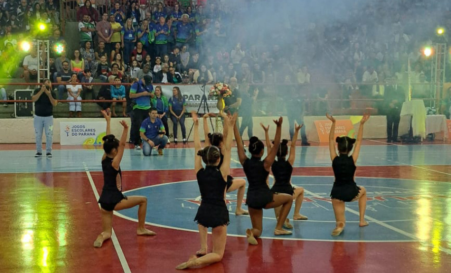 Com ginásio lotado, Apucarana recebe as finais da 69ª edição dos Jogos Escolares do Paraná