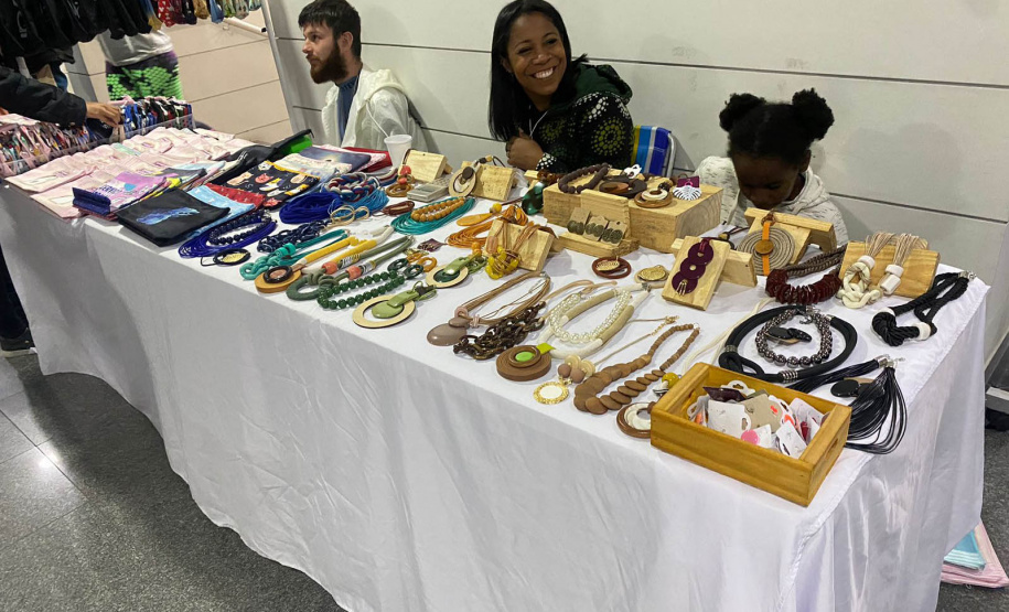 I Mostra Paranaense de Economia Solidária expõe 29 marcas sustentáveis