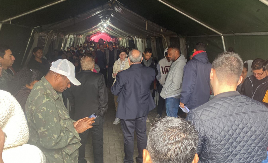 Mais de 800 pessoas conseguem emprego em mutirão realizado na Capital