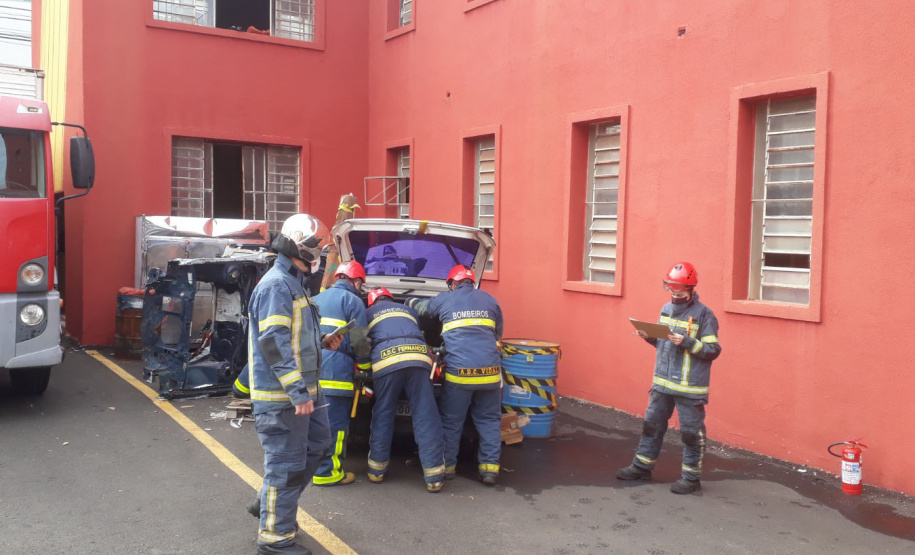 Método para treinamento de socorristas desenvolvido pela UEM se torna  modelo para o Estado
