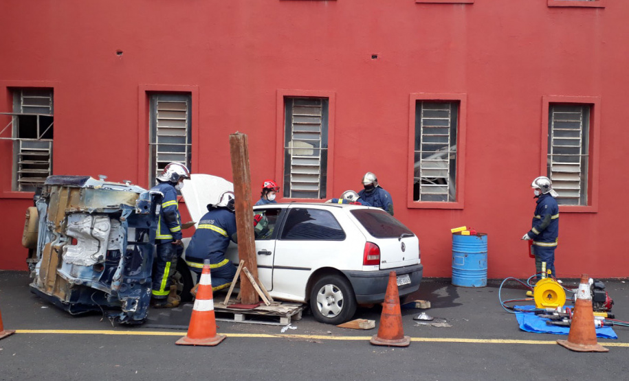 Método para treinamento de socorristas desenvolvido pela UEM se torna  modelo para o Estado