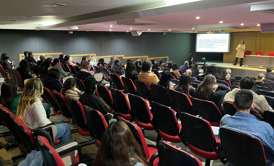 Seminário em Santo Antônio da Platina promove intersetorialidade no atendimento socioeducativo