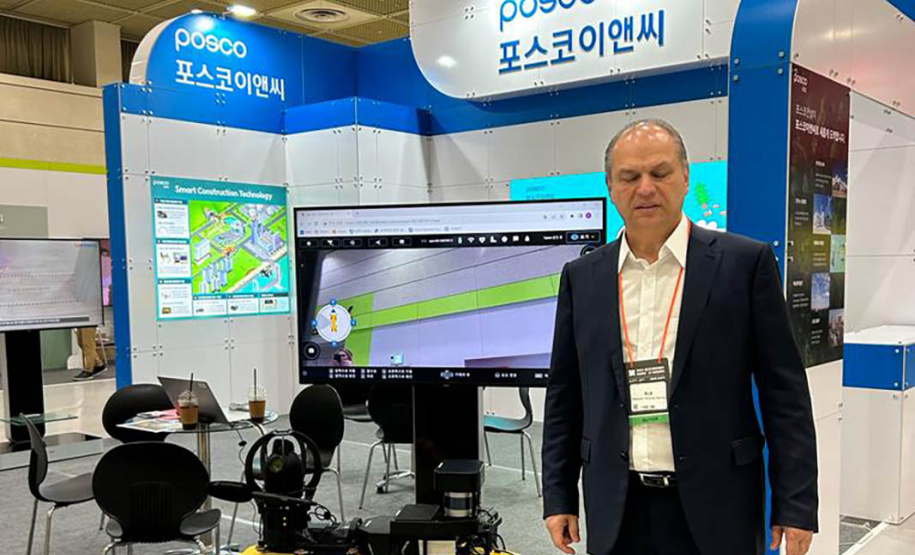 O secretário estadual da Indústria, Comércio e Serviços, Ricardo Barros, esteve nessa semana em missão à Coreia do Sul para prospectar novos investimentos do país asiático no Paraná.