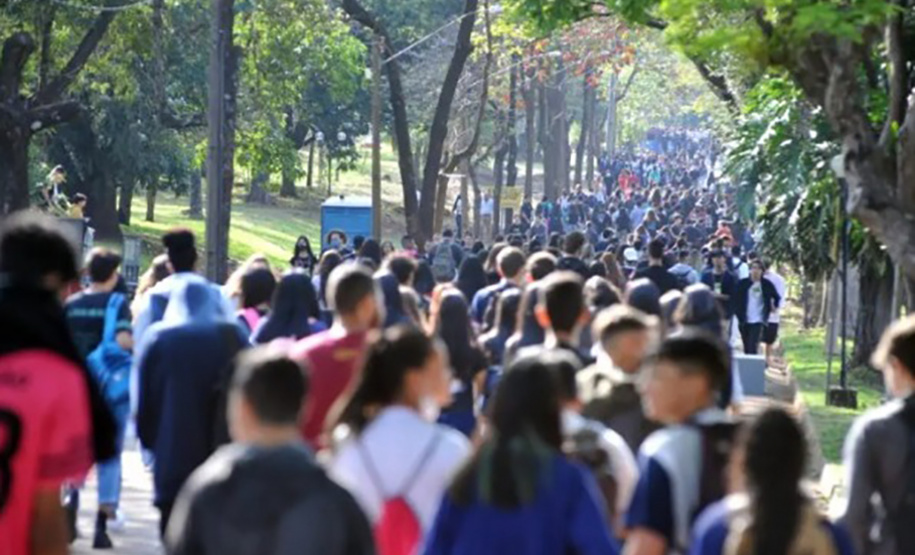 UEL espera repetir público de quase 20 mil visitantes na Feira das Profissões 2023