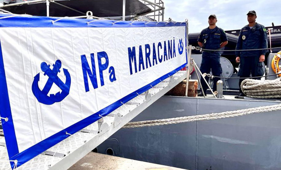 Navio-patrulha Maracanã atraca no Porto de Paranaguá