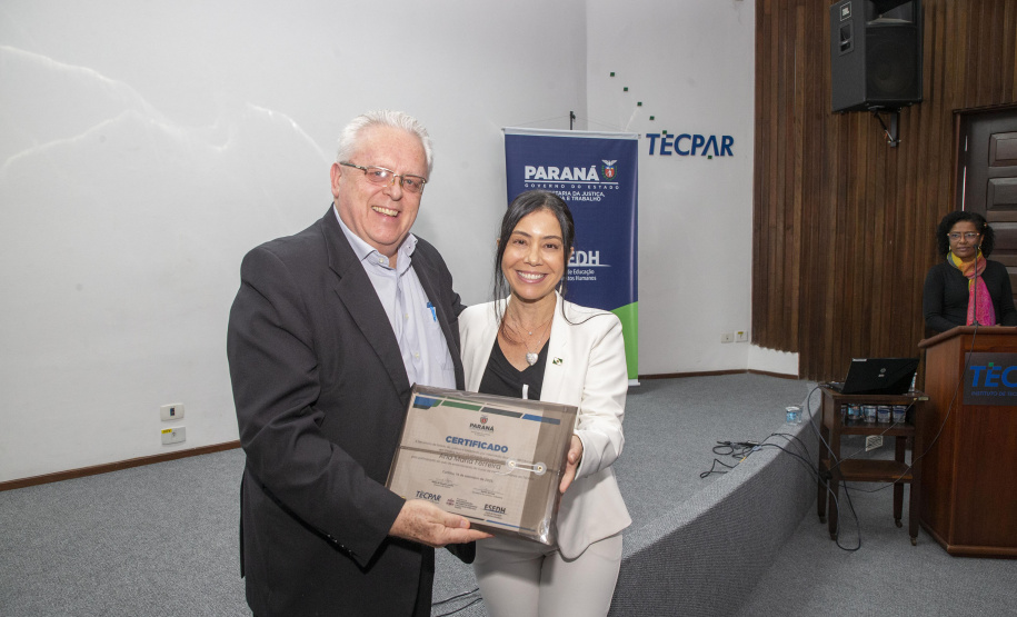 Tecpar capacita 80 colaboradores em Direitos Humanos em curso com Seju