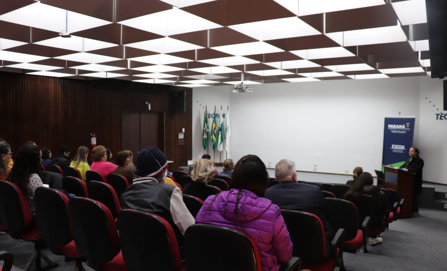 Tecpar capacita 80 colaboradores em Direitos Humanos em curso com Seju