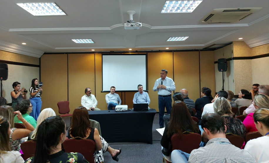 Estado discute regionalização com municípios e Ministério da Saúde em encontro do PRI