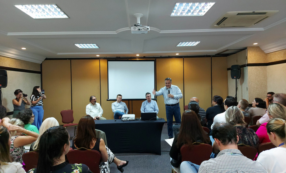 Estado discute regionalização com municípios e Ministério da Saúde em encontro do PRI