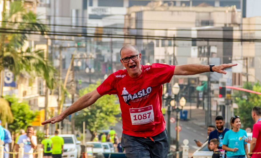 Corrida de Rua pelos 60 anos da Sanepar reúne mais de 750 atletas em Pato Branco