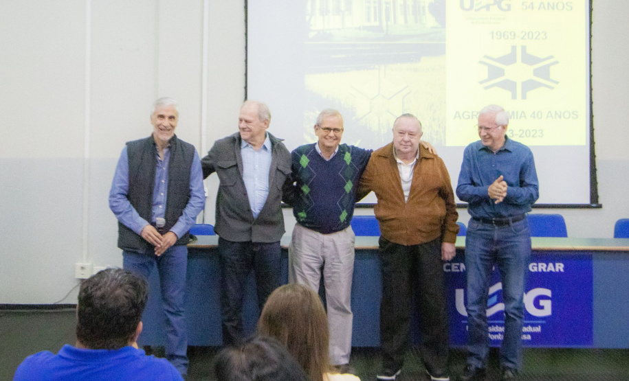 Com 1.750 alunos formados, curso de Agronomia da UEPG completa 40 anos